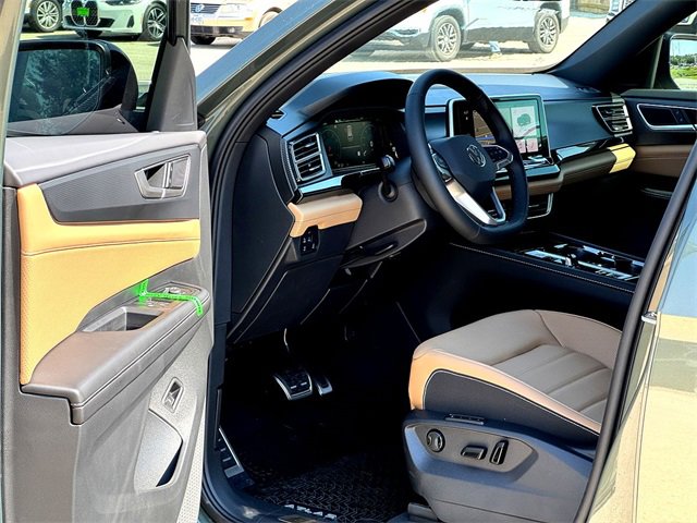 New 2026 Volkswagen Atlas Cross Sport SEL R-Line image 10