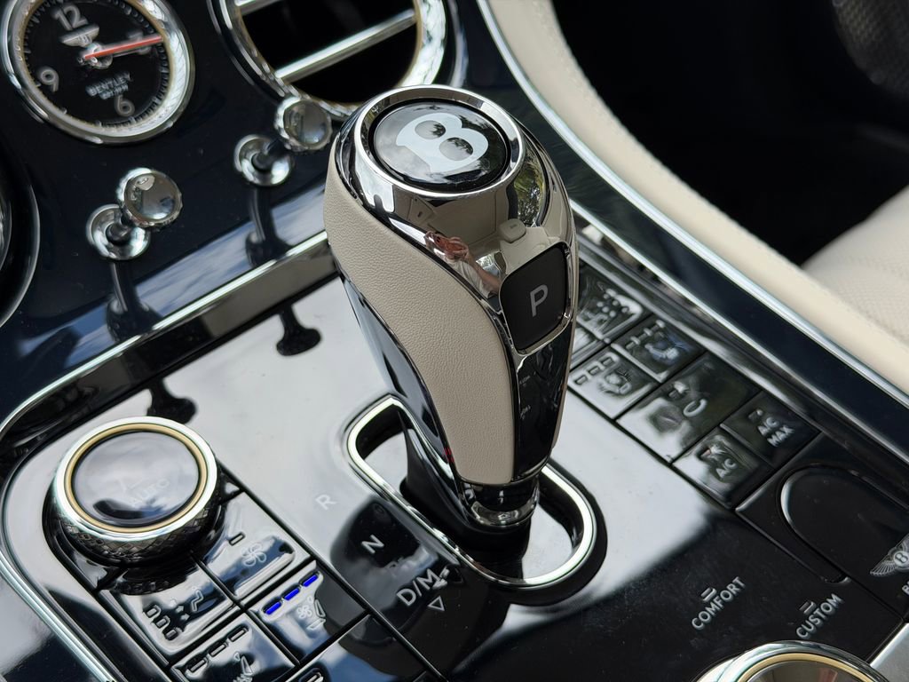 Used 2025 Bentley Continental GT image 27