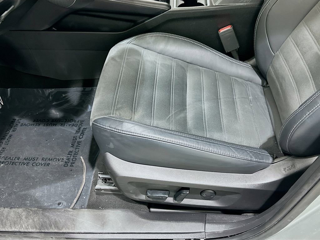 Used 2023 Mitsubishi Outlander SE image 20