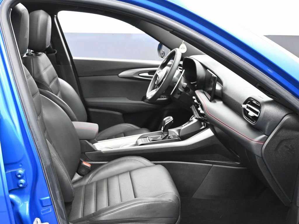 Used 2024 Dodge Hornet R/T Plus AWD/4WD image 37