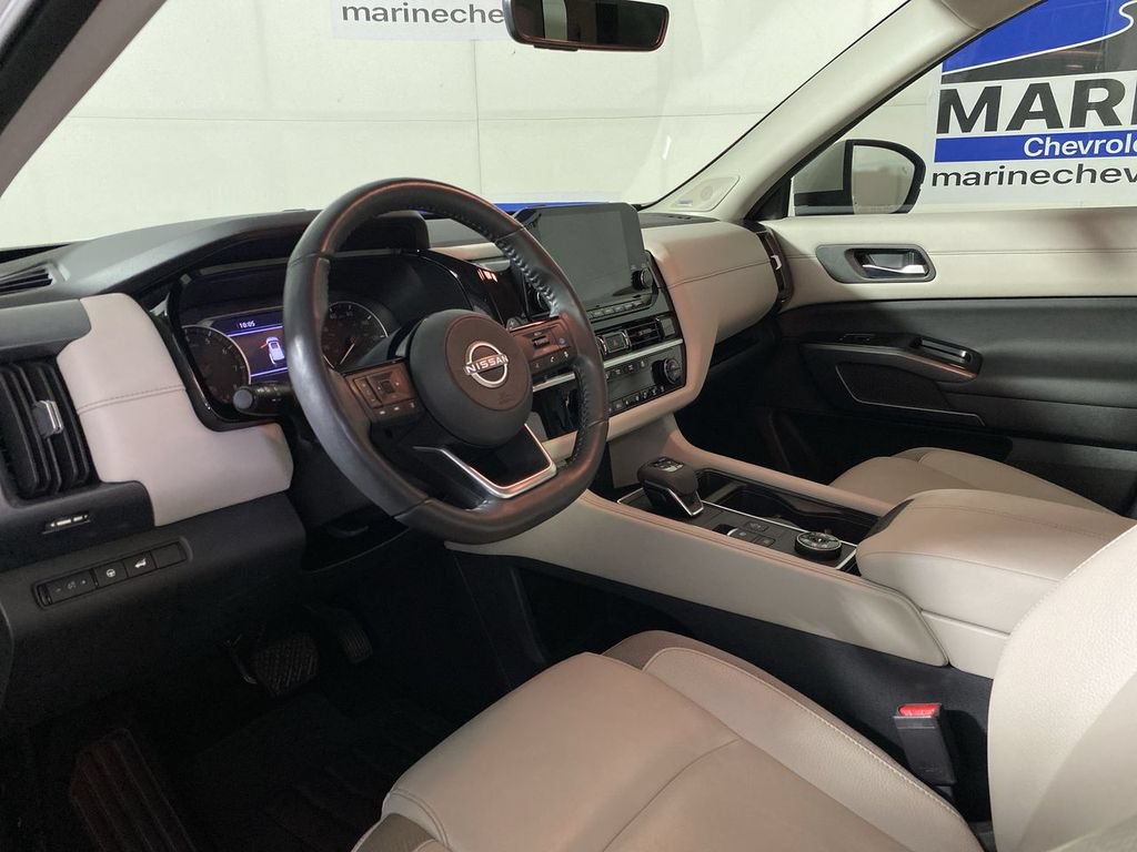 Used 2024 Nissan Pathfinder SL w/ SL Premium Package AWD/4WD image 15