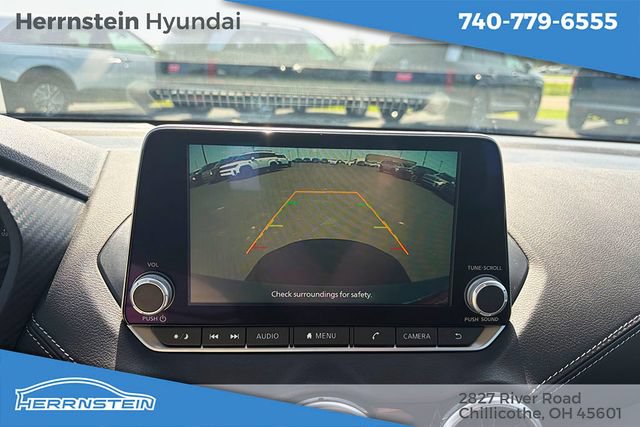 Used 2024 Nissan Sentra SV w/ All-Weather Package FWD image 9