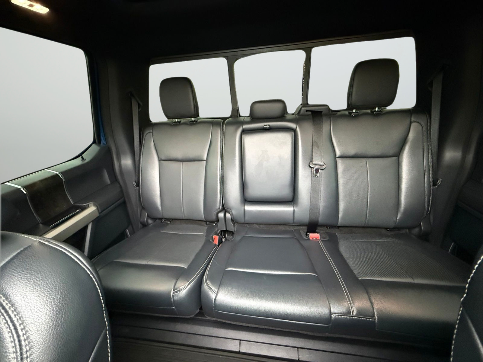Used 2022 Ford F250 Lariat w/ Black Appearance Package AWD/4WD image 14