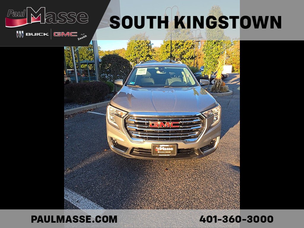 Used 2023 GMC Terrain SLT AWD/4WD image 2