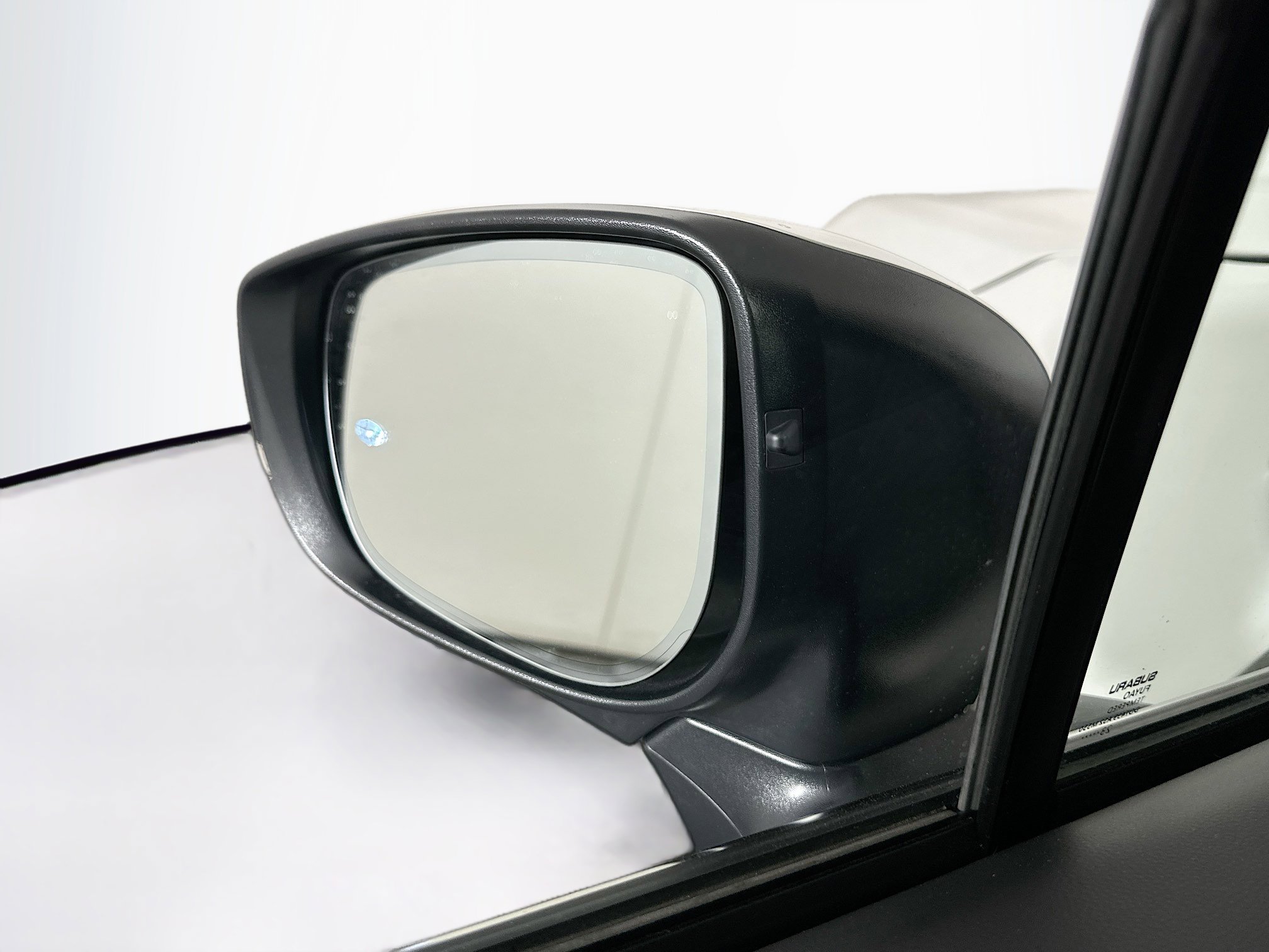 Used 2024 Subaru Ascent Premium w/ Convenience Package image 16