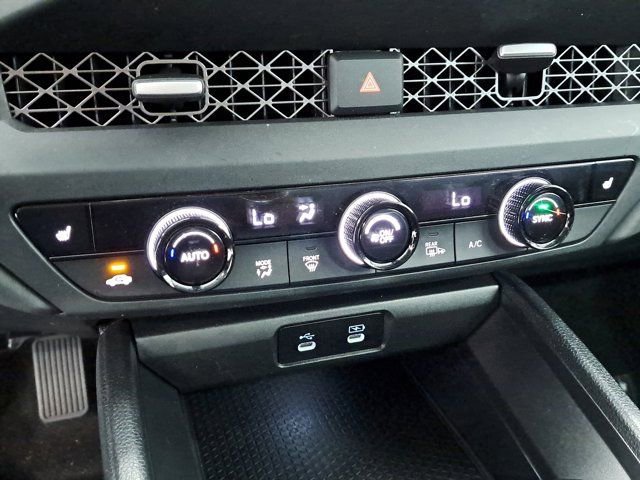 Certified 2025 Honda Accord SE image 30