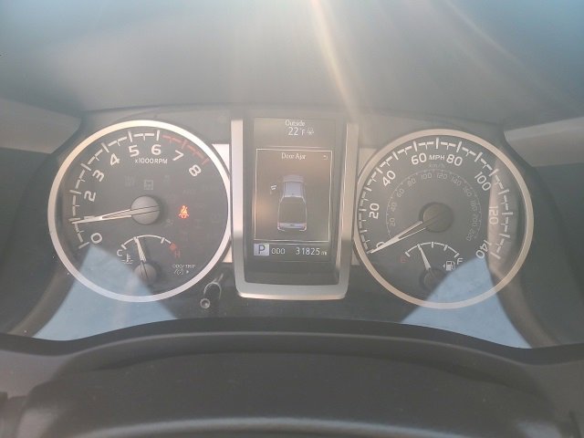 Used 2022 Toyota Tacoma SR5 image 25