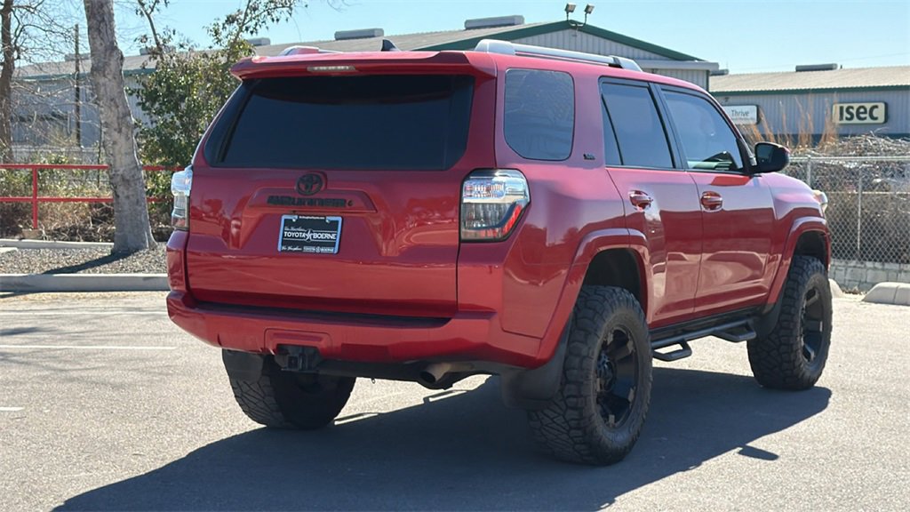 Used 2017 Toyota 4Runner SR5 image 7