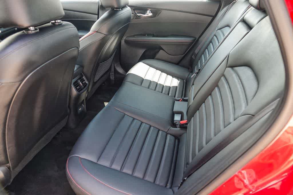 Certified 2024 Kia Forte GT FWD image 17
