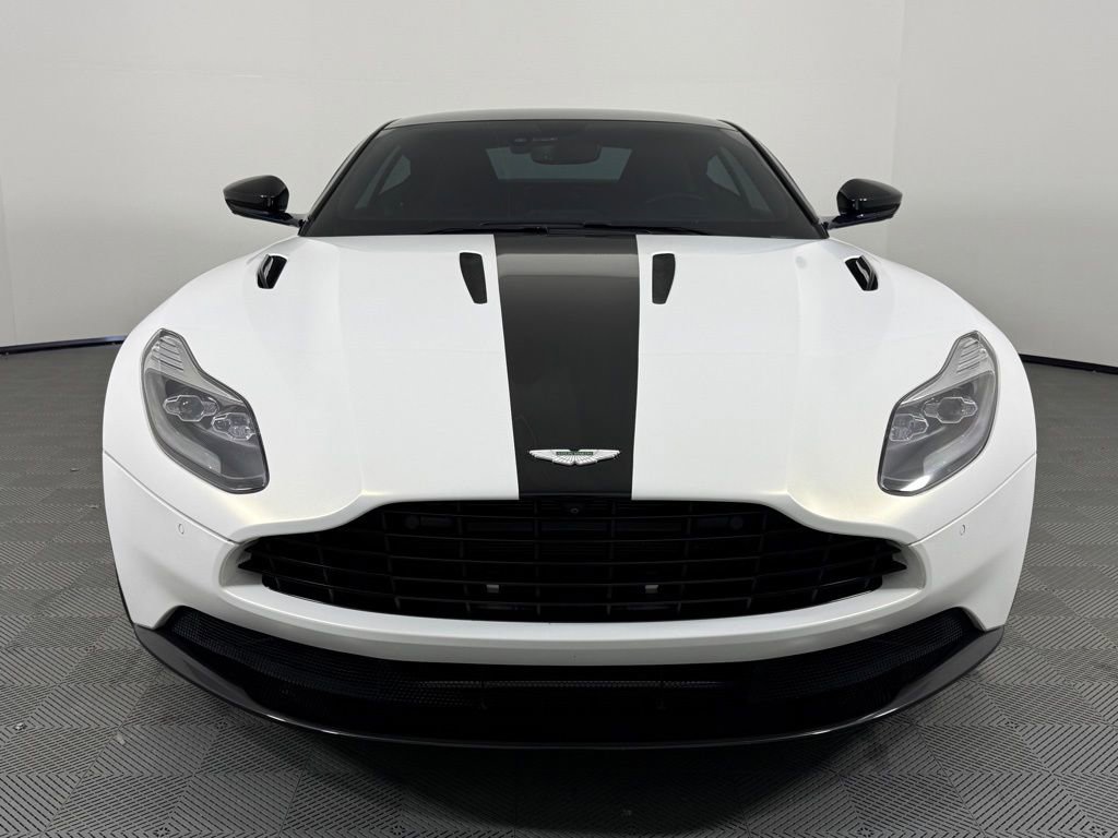 Used 2018 Aston Martin DB11 V12 image 10