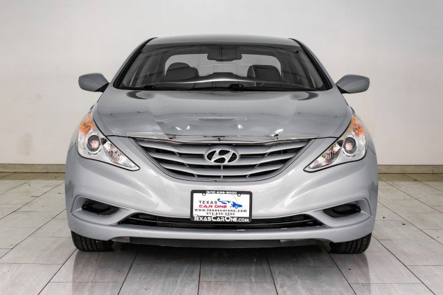 Used 2012 Hyundai Sonata GLS FWD image 3