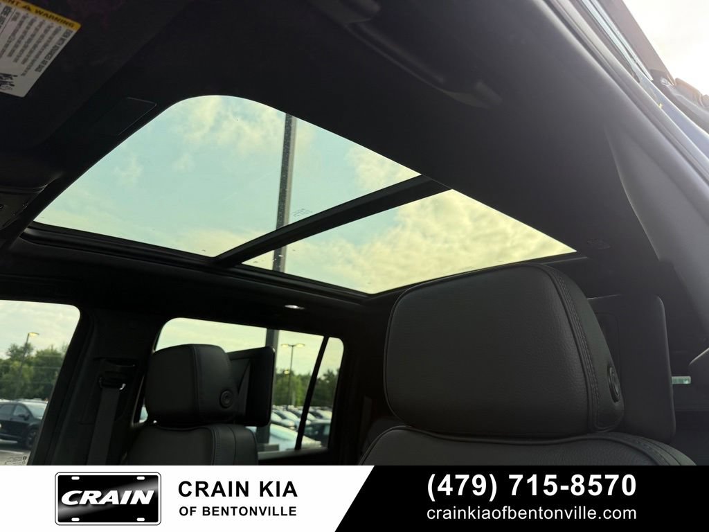 Used 2026 GMC Yukon XL Denali w/ Denali Reserve Package AWD/4WD image 23