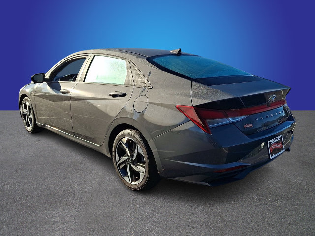 Used 2023 Hyundai Elantra SEL w/ Convenience Package FWD image 6