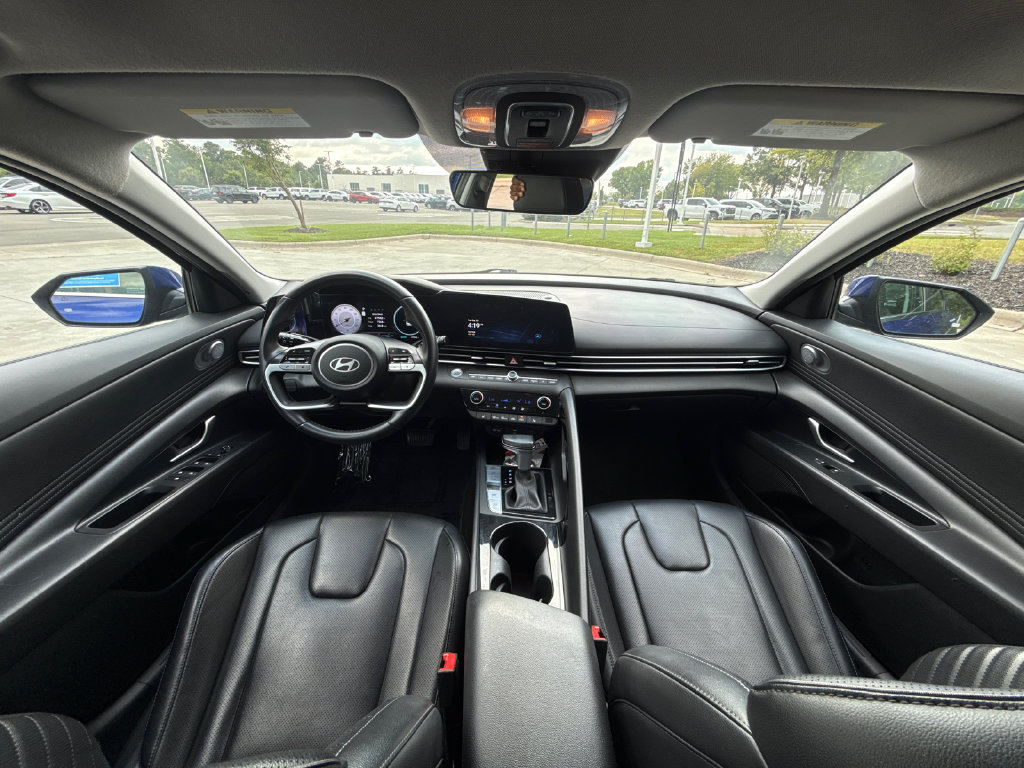 Used 2024 Hyundai Elantra Limited FWD image 16