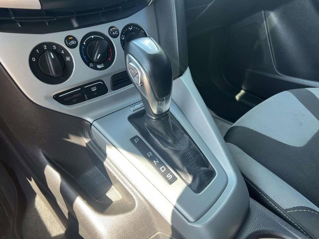 Used 2012 Ford Focus SE FWD image 21