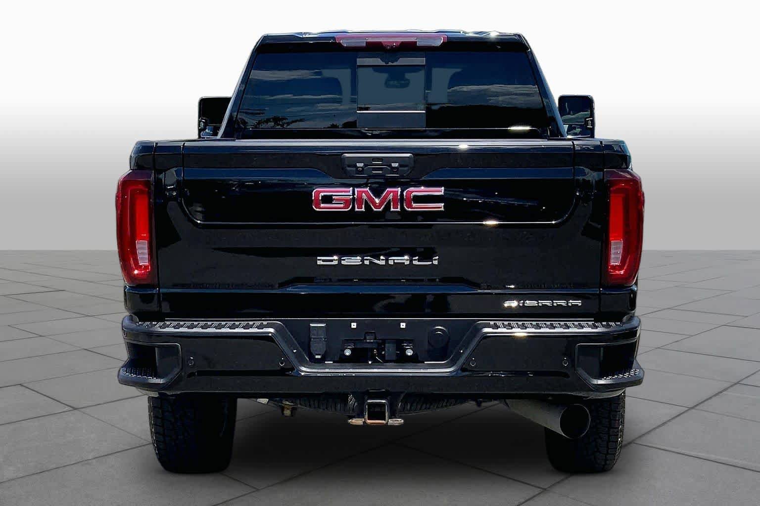 Used 2023 GMC Sierra 2500 Denali w/ Denali Ultimate Package AWD/4WD image 5