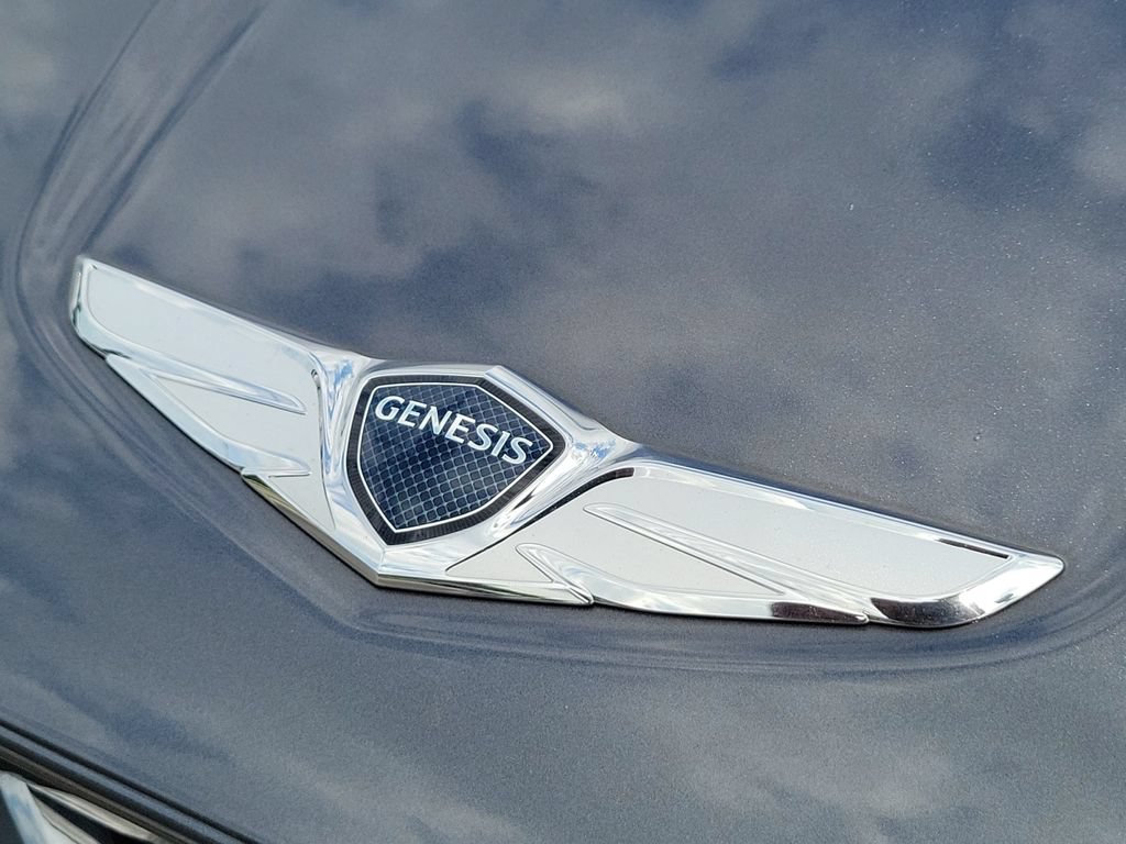 Used 2022 Genesis GV70 3.5T Sport w/ Sport Prestige Package AWD/4WD image 30