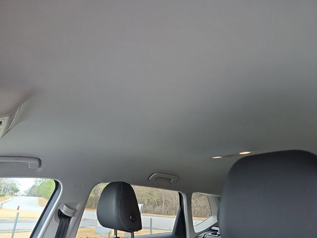 Used 2024 Volkswagen Taos SE image 21