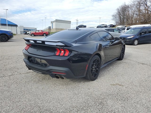Used 2024 Ford Mustang GT Premium w/ GT Performance Package image 4