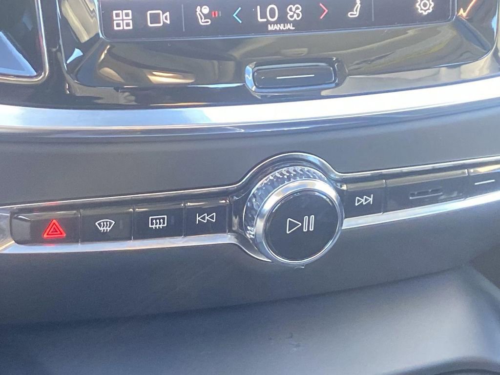 Used 2024 Volvo S60 B5 Core image 38