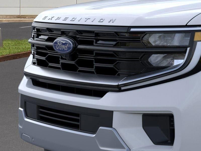 New 2026 Ford Expedition Max Platinum image 17