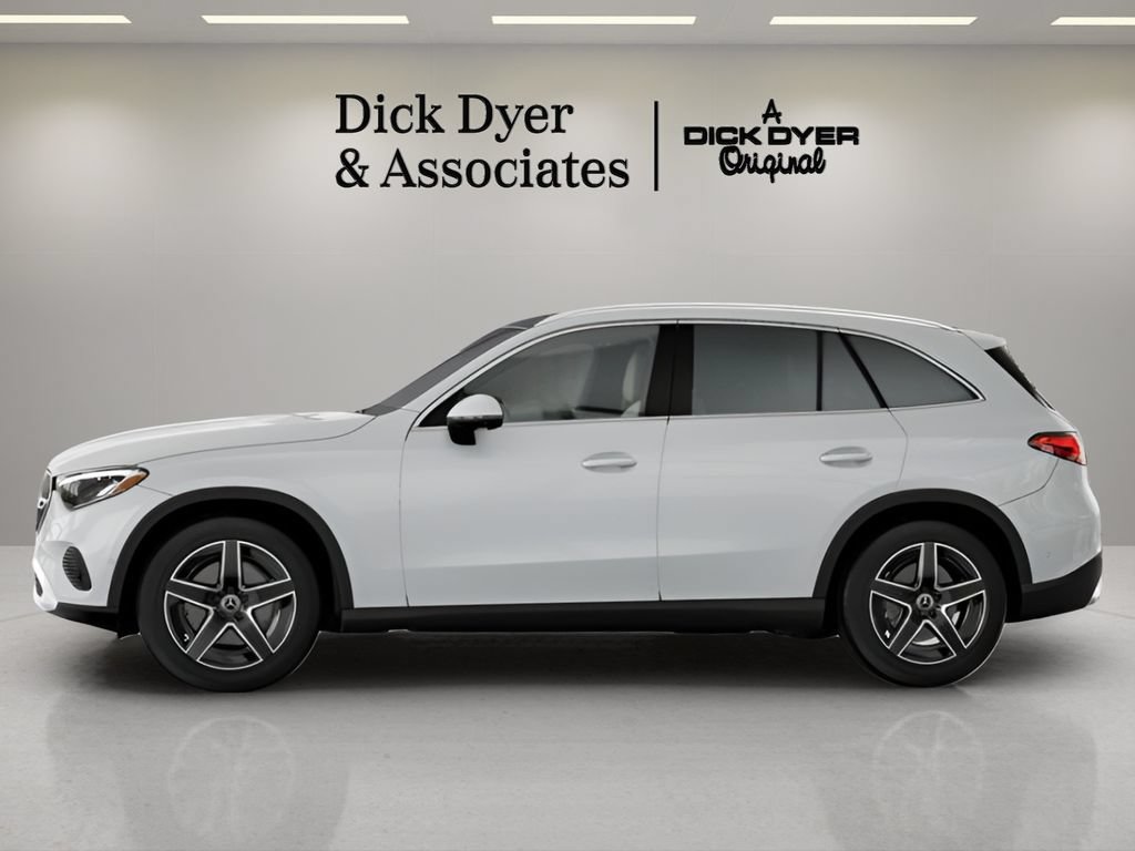Used 2026 Mercedes-Benz GLC 300 image 30