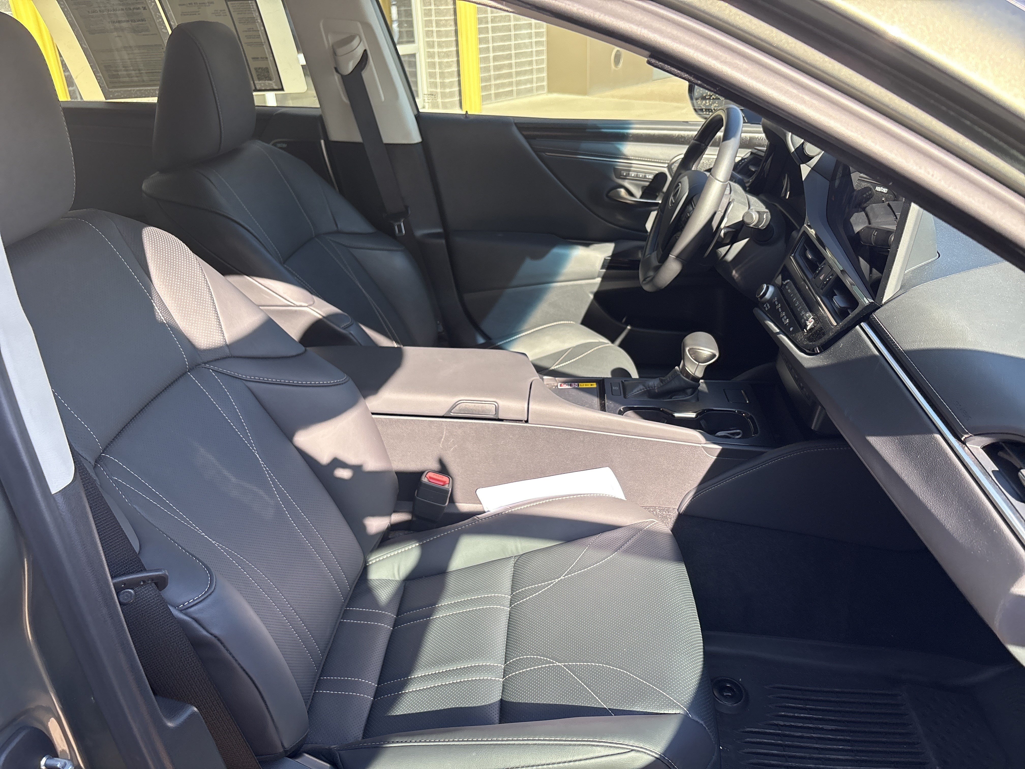 Certified 2025 Lexus ES 350 w/ Accessory Package (Z1) FWD image 22
