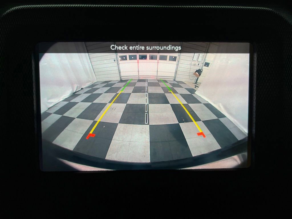 Used 2020 Jeep Wrangler Unlimited Sahara image 39