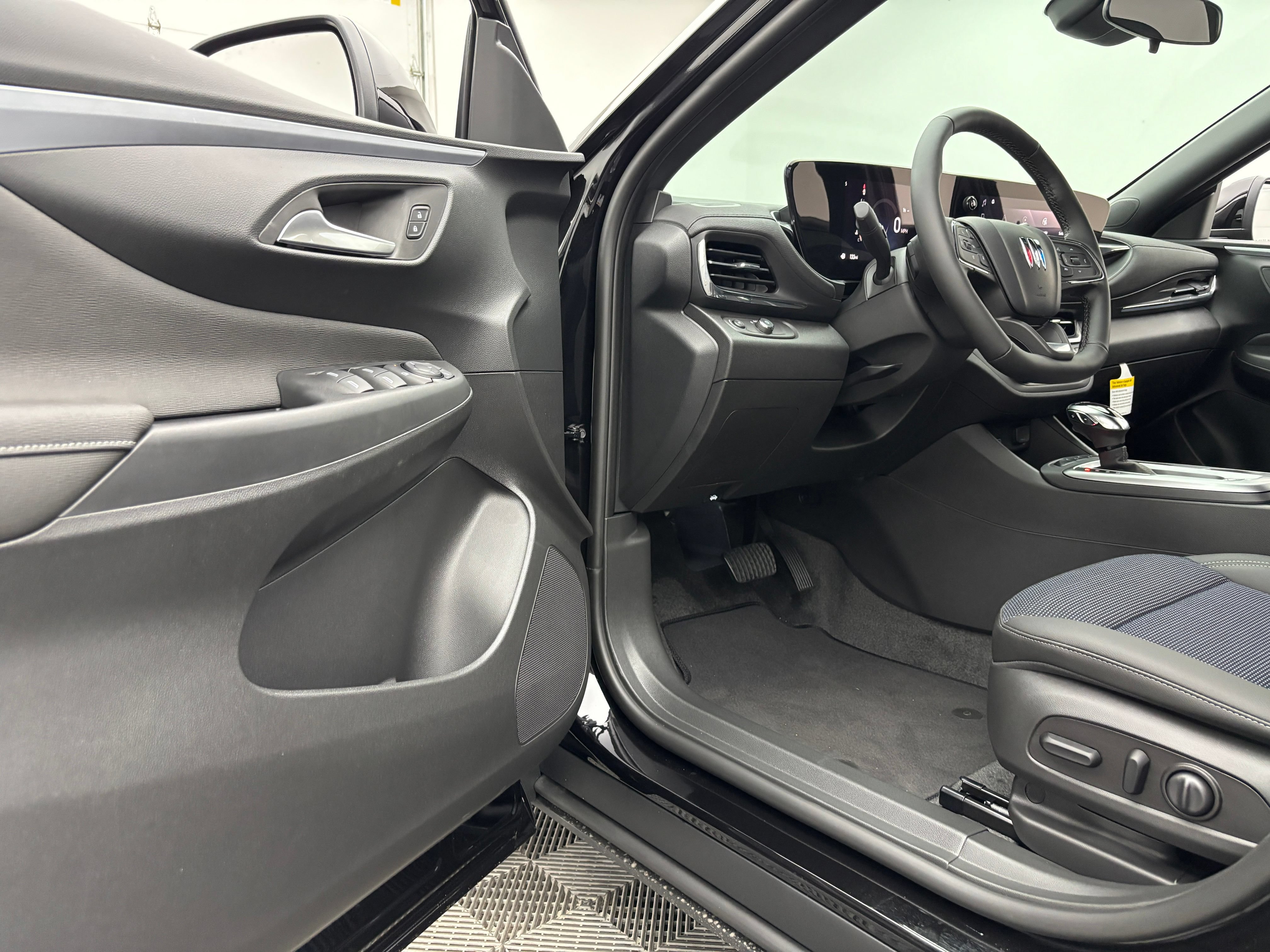 New 2026 Buick Envista Sport Touring w/ Convenience I Package FWD image 14
