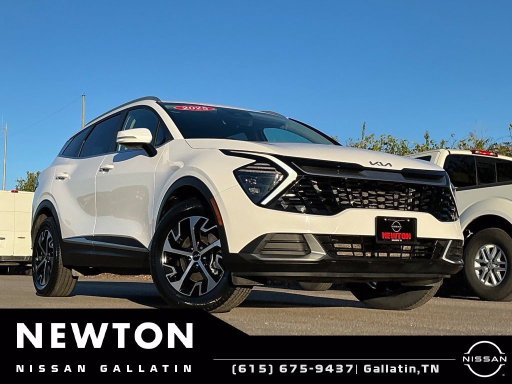 Used 2025 Kia Sportage EX AWD/4WD image 27