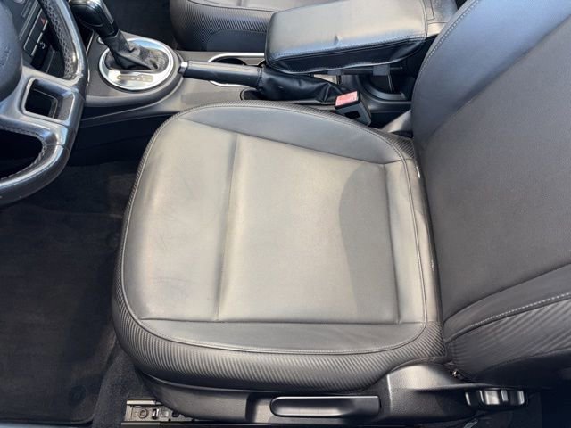 Used 2014 Volkswagen Beetle 2.5 image 12