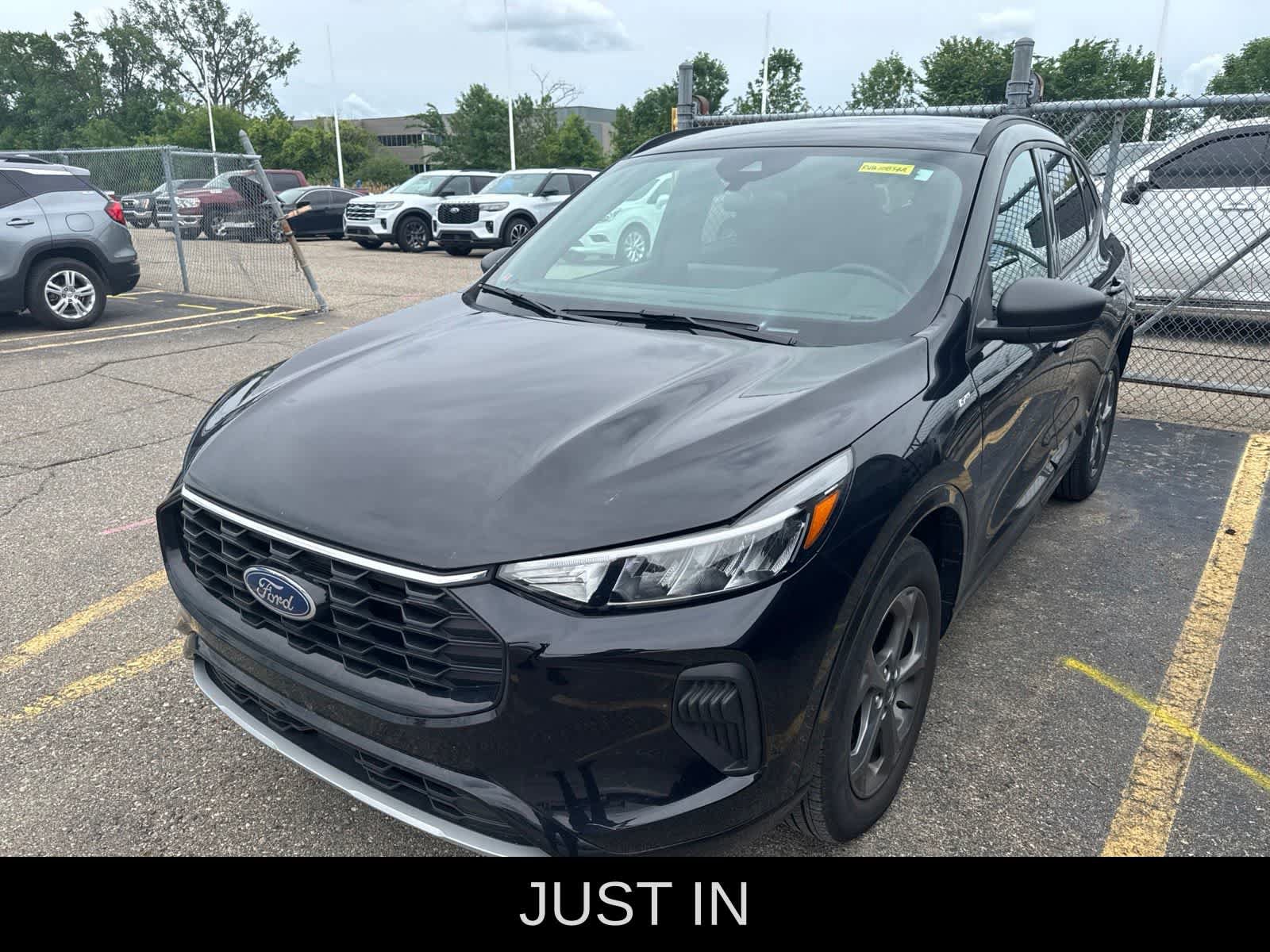 Used 2024 Ford Escape ST-Line w/ Tech Pack #1