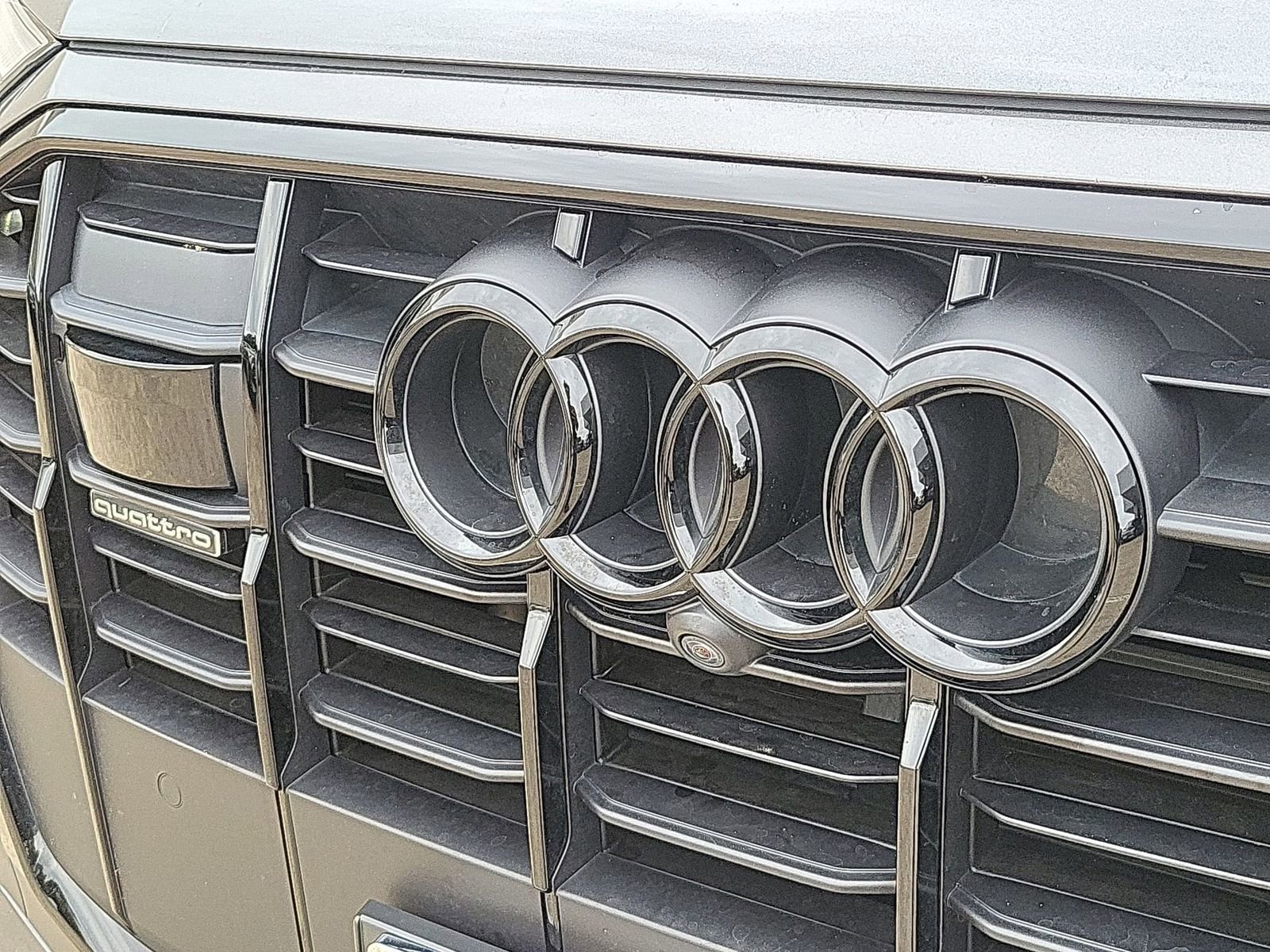Used 2022 Audi Q7 3.0T Premium Plus w/ Premium Plus Package AWD/4WD image 32