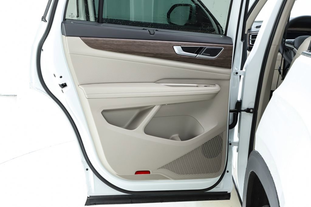 New 2026 Volkswagen Atlas SEL Premium R-Line image 17