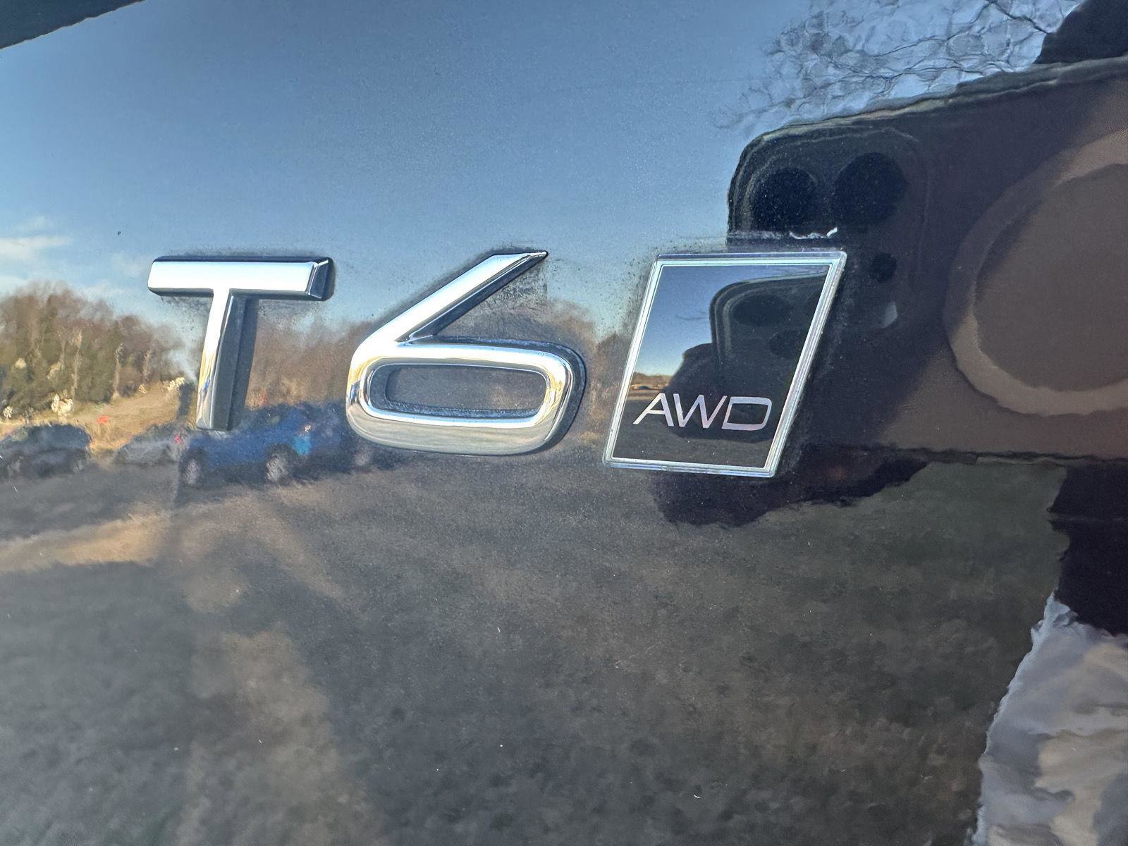 Used 2016 Volvo XC90 T6 Momentum w/ Momentum Plus Package image 9