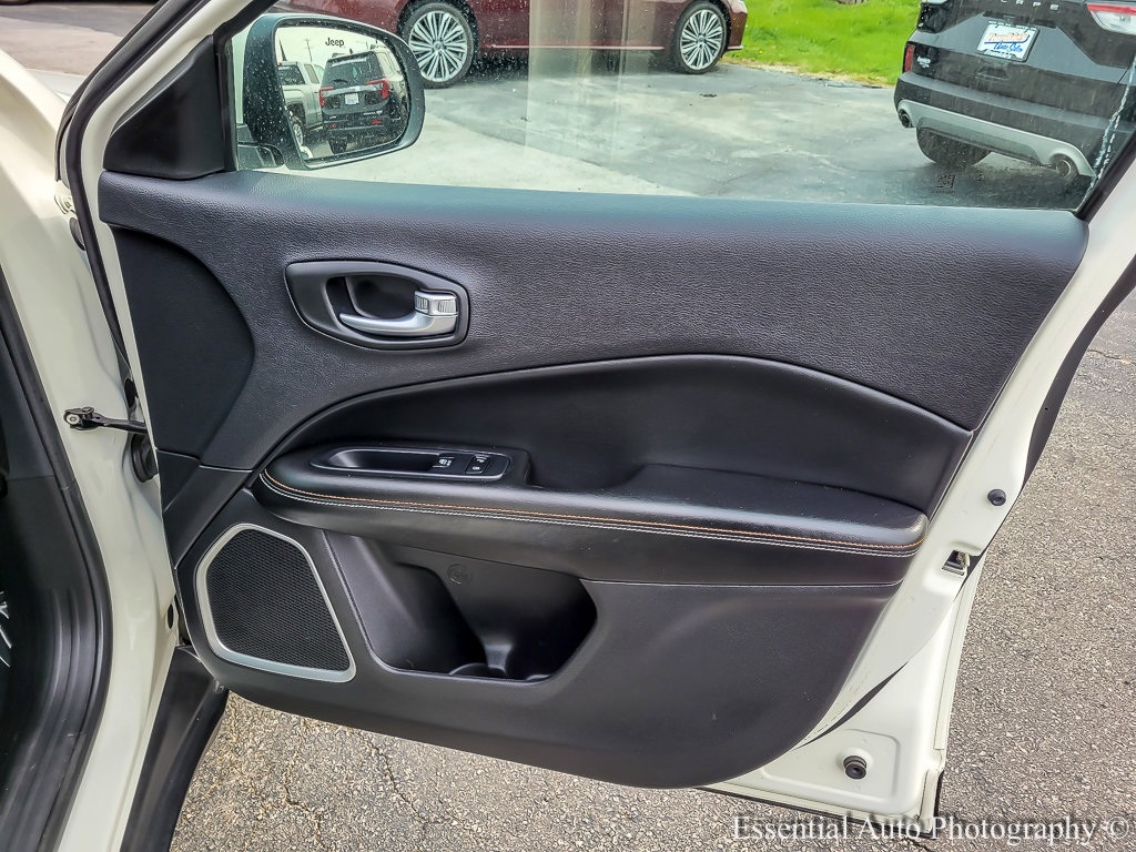 Used 2021 Jeep Compass Latitude image 28