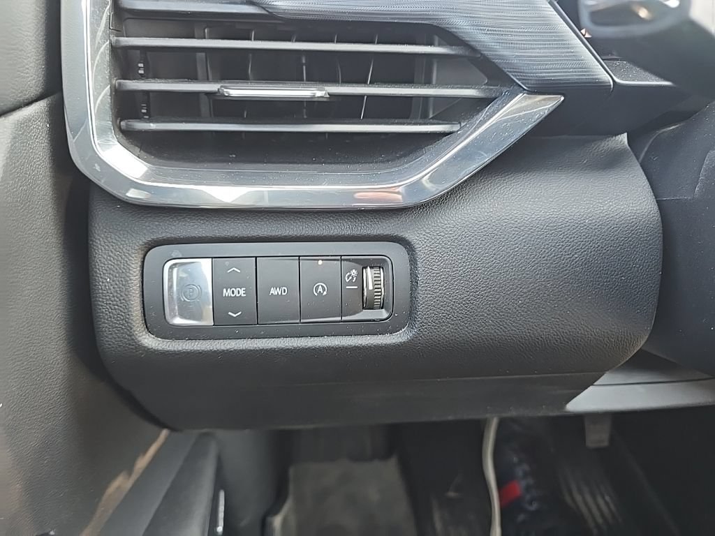 Used 2024 GMC Acadia Elevation w/ Trailering Package AWD/4WD image 25
