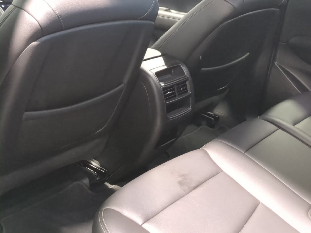 Used 2024 Cadillac XT5 Luxury AWD/4WD image 18