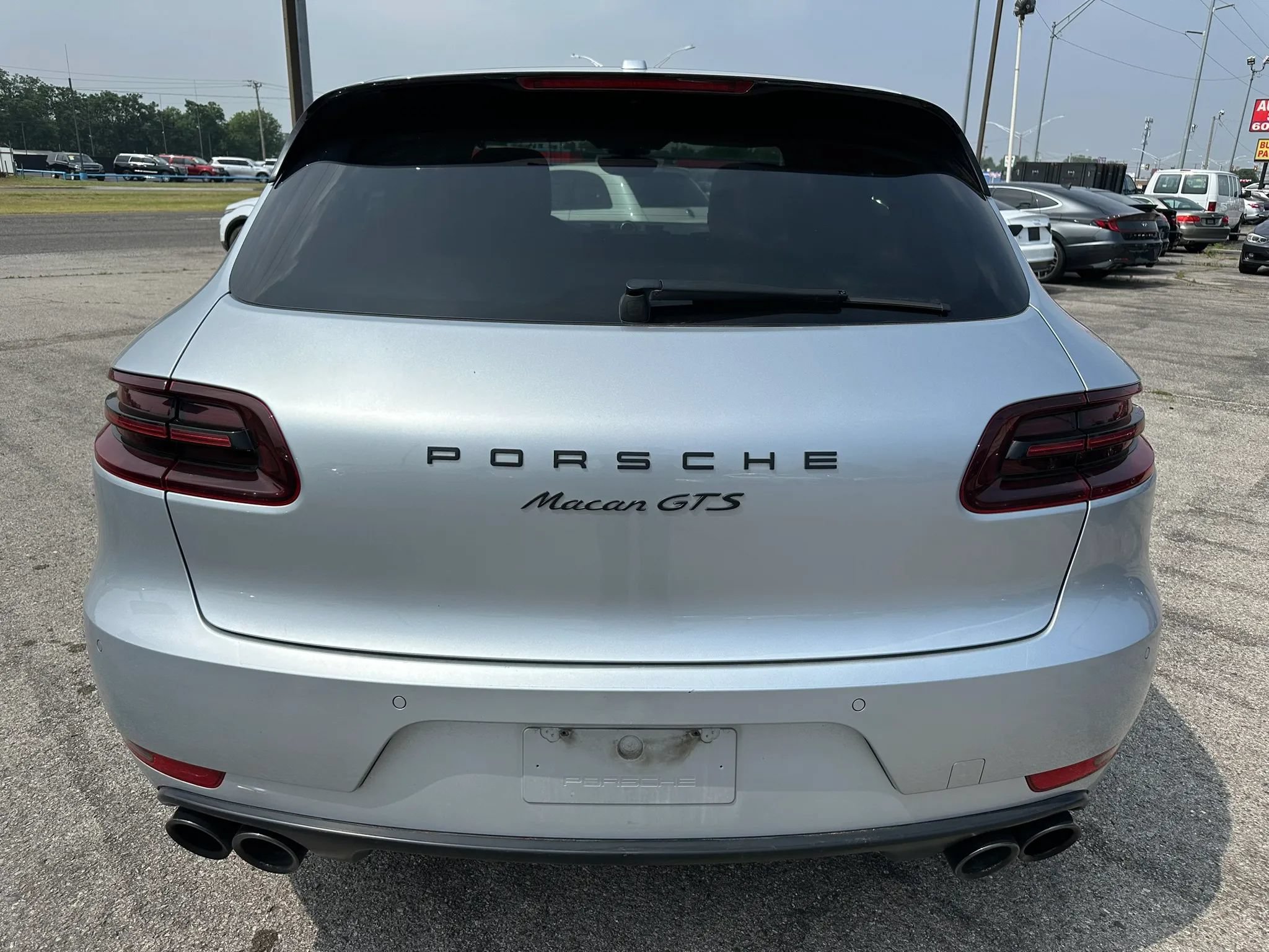 Used 2017 Porsche Macan GTS AWD/4WD image 34