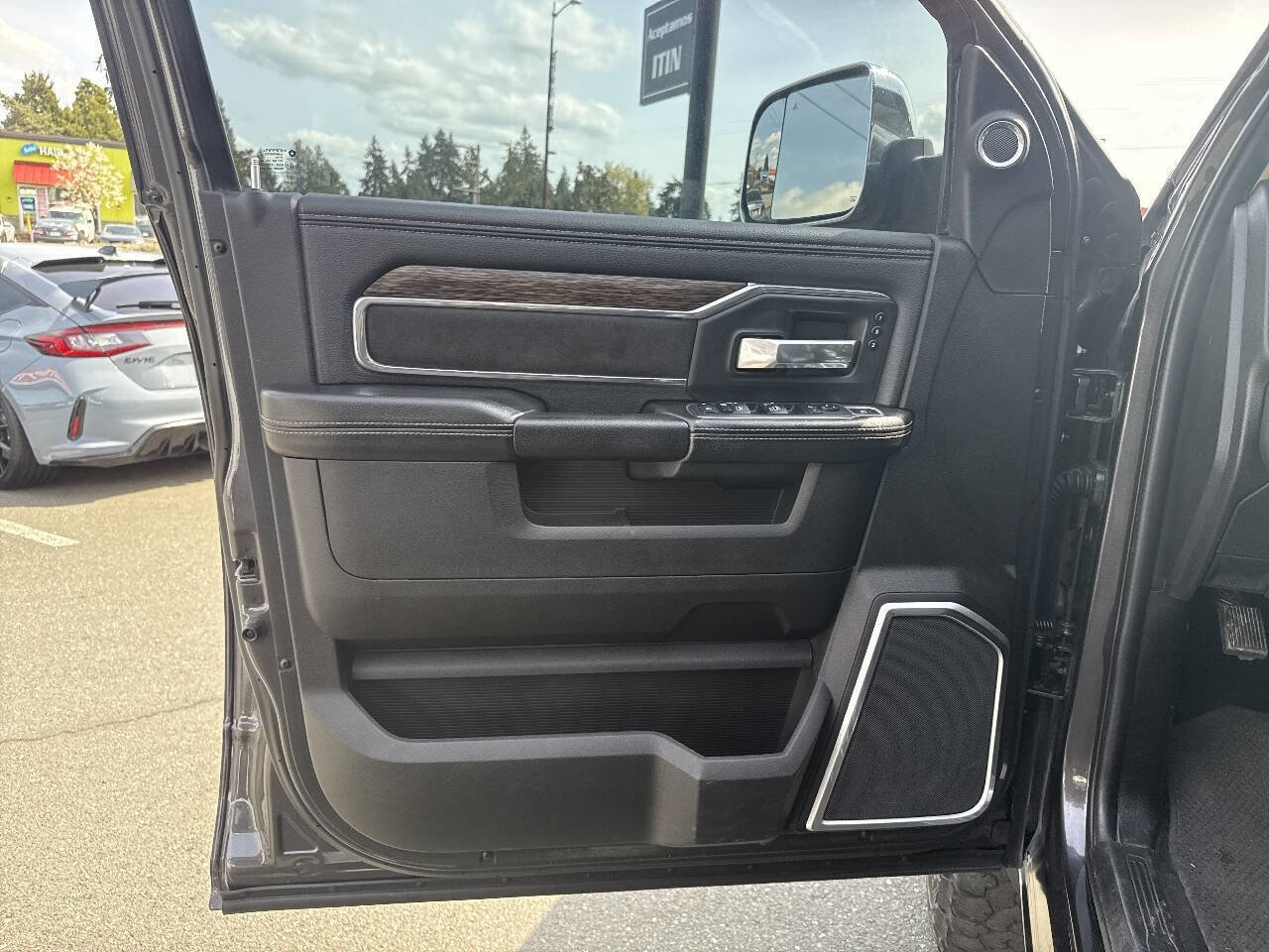 Used 2021 RAM 3500 Laramie AWD/4WD image 28