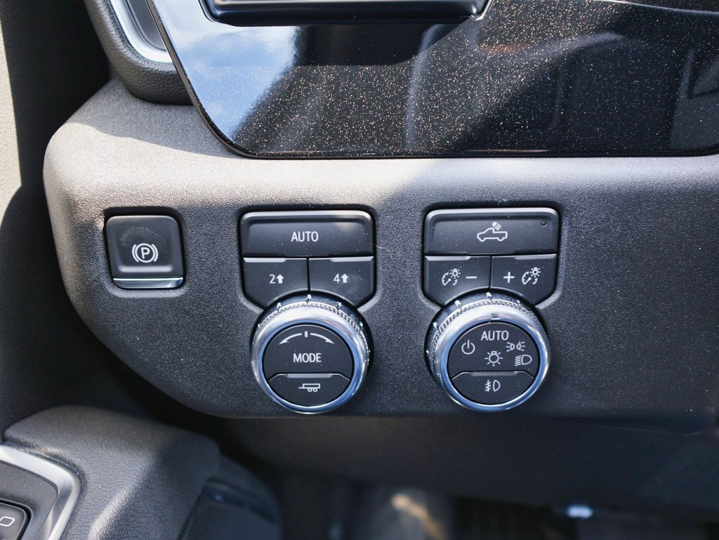 New 2026 GMC Sierra 1500 Elevation image 24