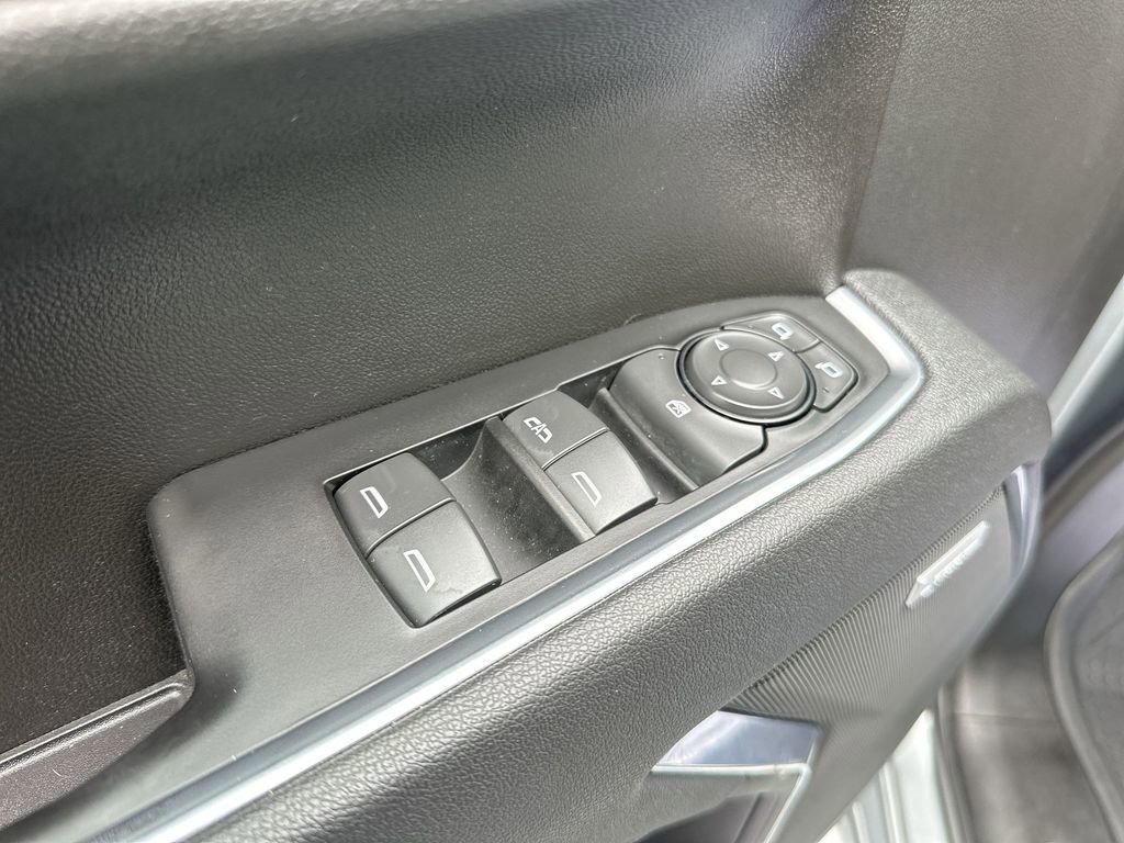 Used 2025 Chevrolet Silverado 1500 RST w/ Rally Edition AWD/4WD image 15