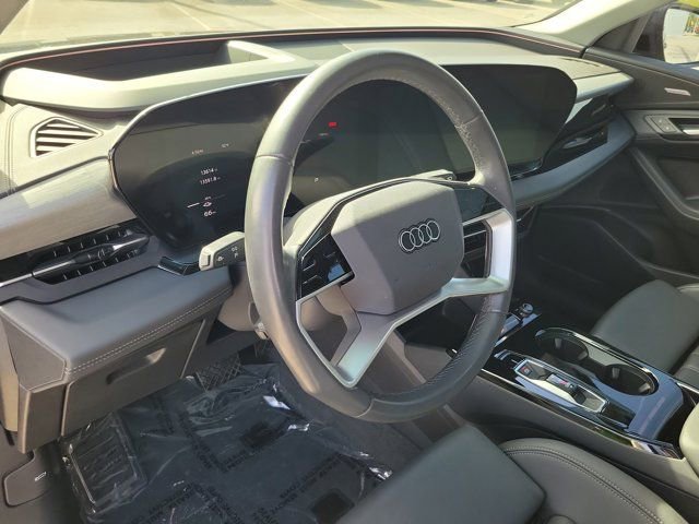 Certified 2025 Audi Q6 e-tron Premium Plus w/ Premium Plus RWD image 18