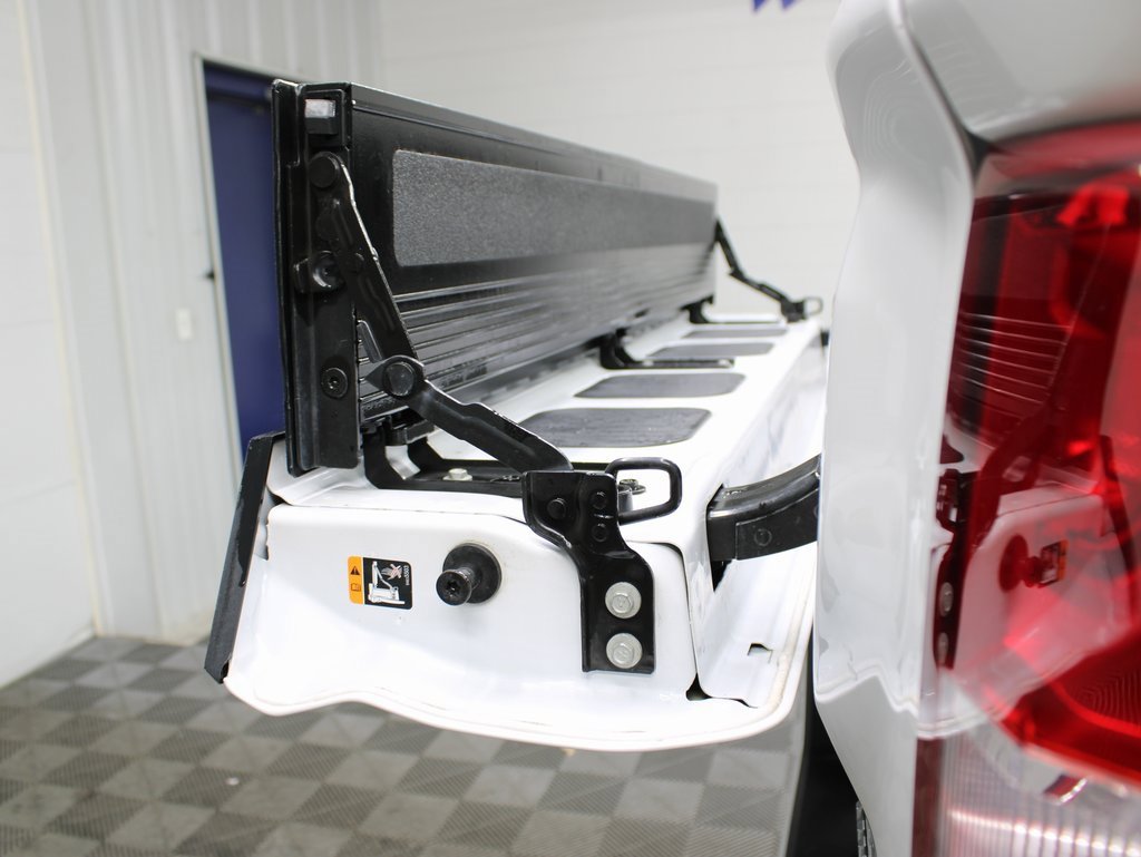 Used 2023 Chevrolet Silverado 2500 High Country w/ Z71 Off-Road Package image 45