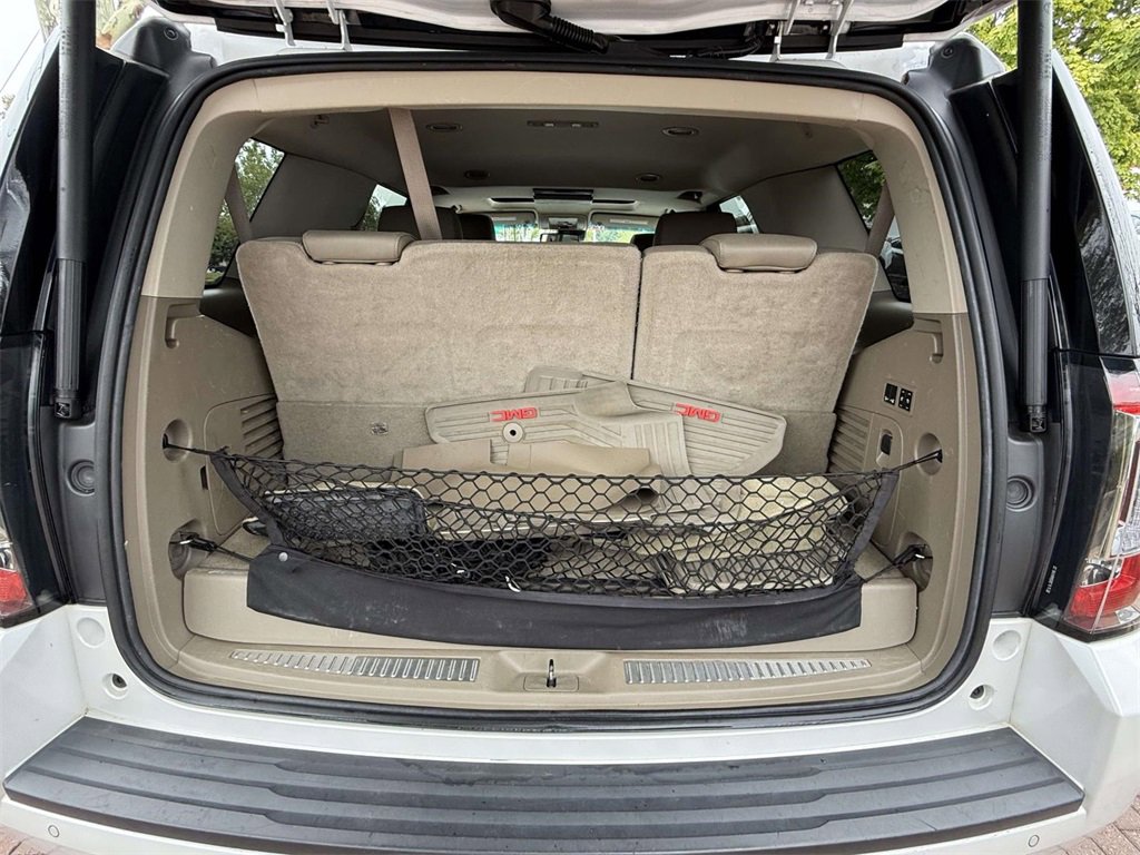 Used 2016 GMC Yukon SLT w/ Open Road Package image 34
