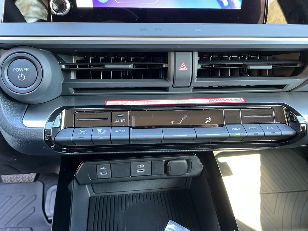 New 2026 Toyota Prius LE FWD image 18