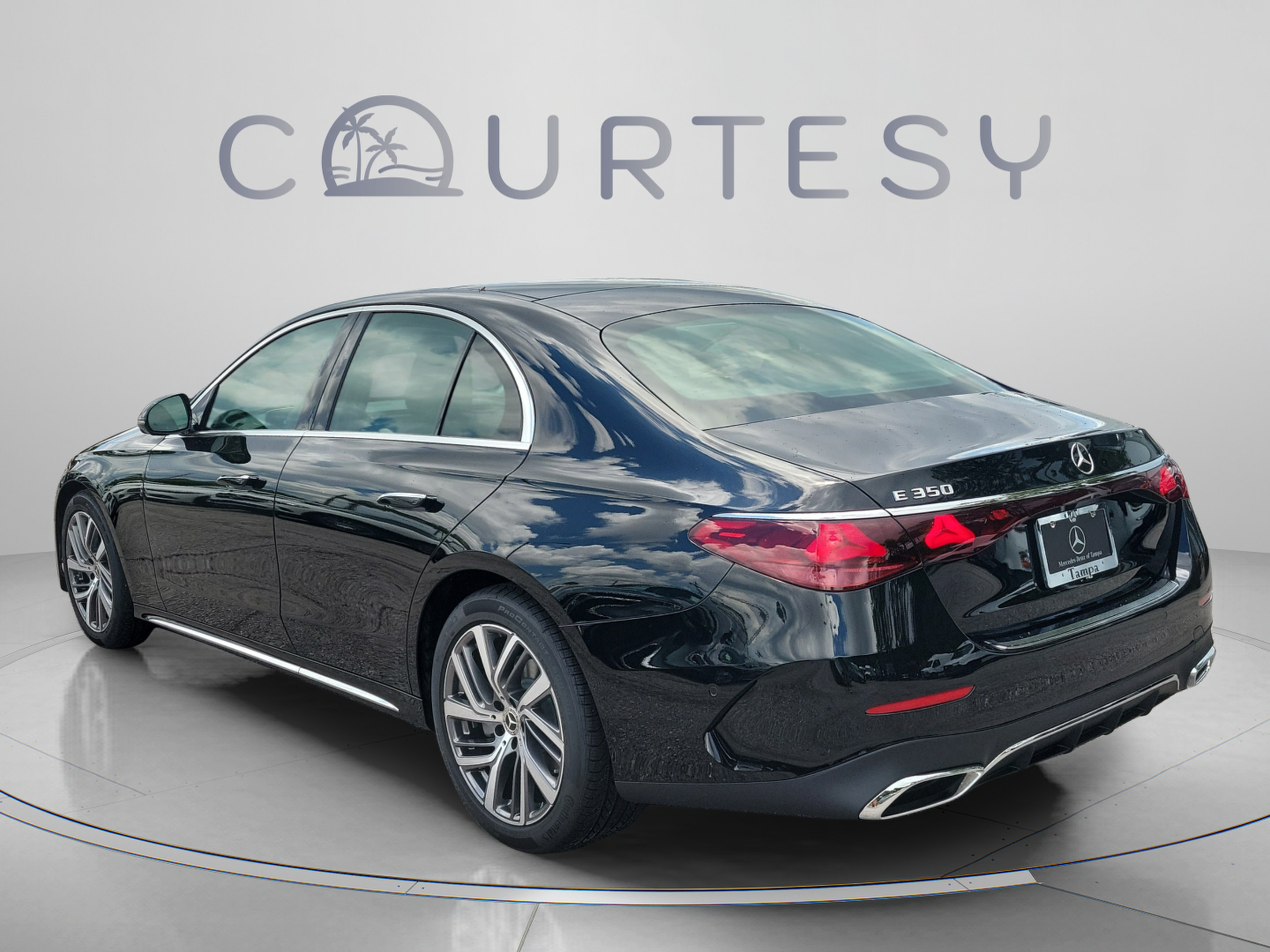 New 2026 Mercedes-Benz E 350 Sedan image 2