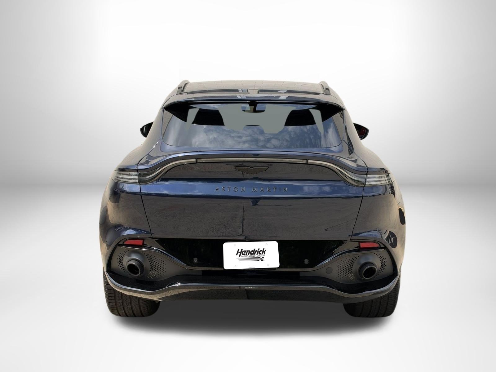 Used 2021 Aston Martin DBX AWD/4WD image 15