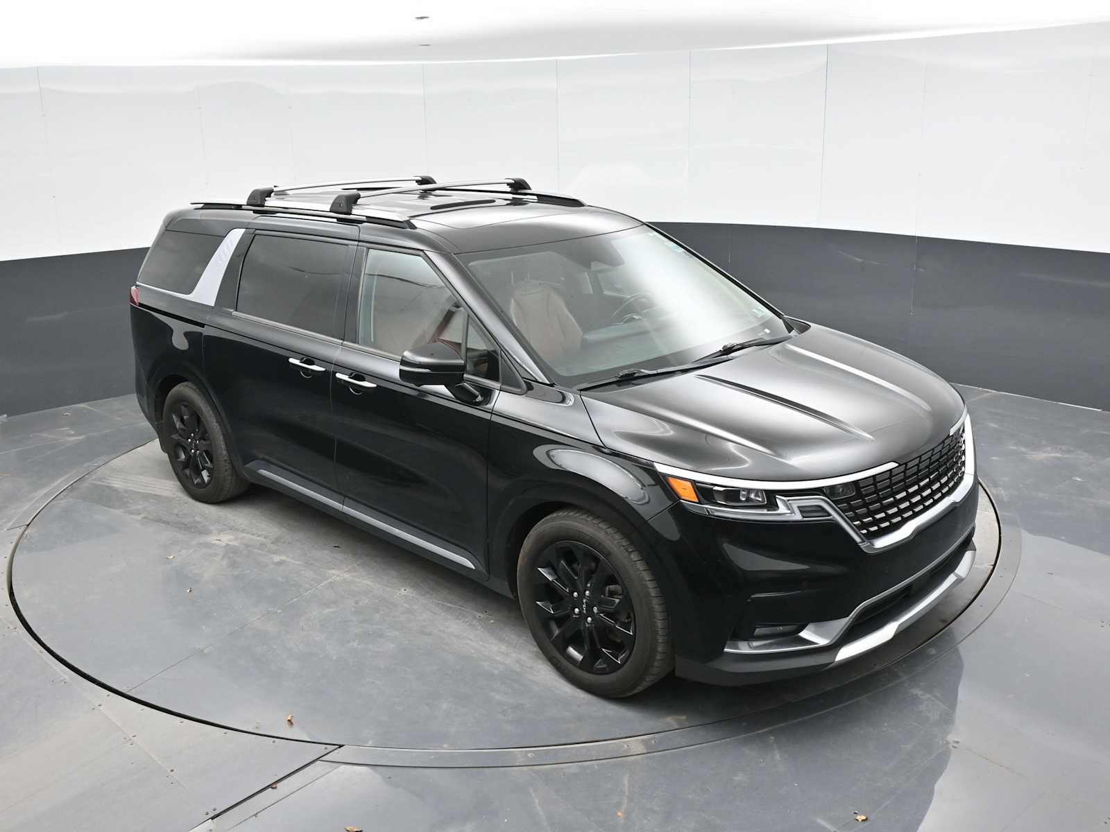 Used 2022 Kia Carnival SX Prestige FWD image 42
