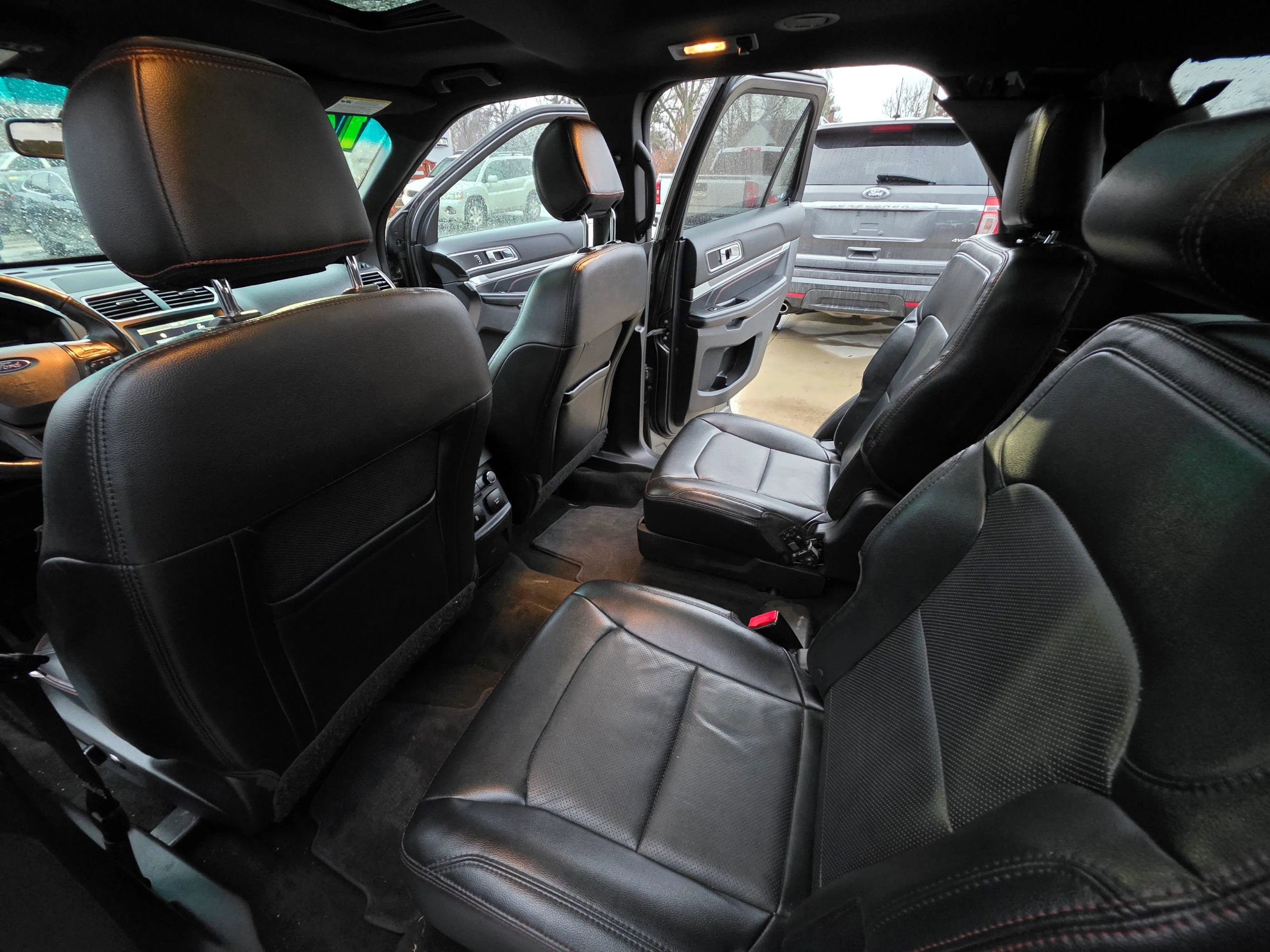 Used 2016 Ford Explorer Sport w/ Equipment Group 401A image 18